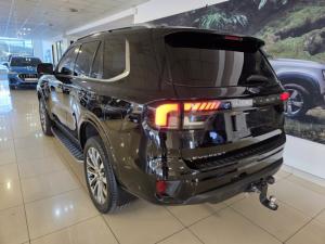 Ford Everest 3.0TD V6 4WD Platinum - Image 3