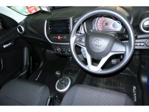 Toyota Vitz 1.0 XR manual - Image 7