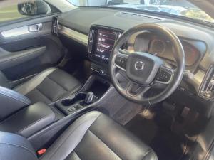 Volvo XC40 T5 AWD Momentum - Image 11