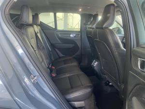 Volvo XC40 T5 AWD Momentum - Image 12