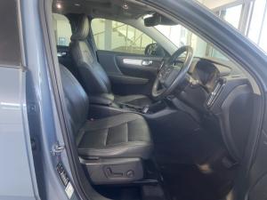 Volvo XC40 T5 AWD Momentum - Image 13