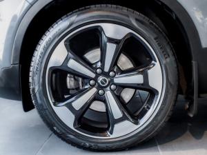 Volvo XC40 T5 AWD Momentum - Image 8