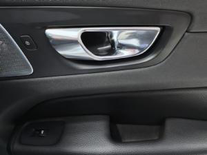 Volvo XC60 T6 AWD R-Design - Image 15