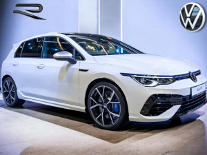 Volkswagen Golf R - Image 1