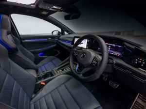 Volkswagen Golf R - Image 7