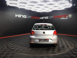 Volkswagen Polo Vivo hatch 1.6 Comfortline auto - Image 5