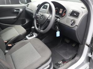 Volkswagen Polo Vivo hatch 1.6 Comfortline auto - Image 9