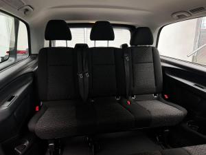 Mercedes-Benz Vito 116 CDI panel van manual - Image 11