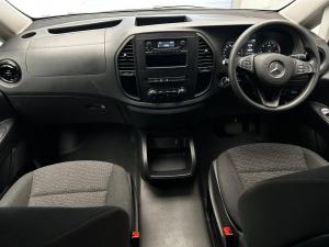 Mercedes-Benz Vito 116 CDI panel van manual - Image 17