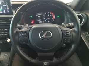Lexus IS 300h F Sport - Image 13