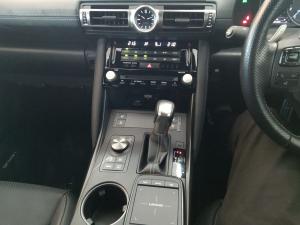 Lexus IS 300h F Sport - Image 17