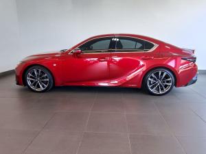 Lexus IS 300h F Sport - Image 4
