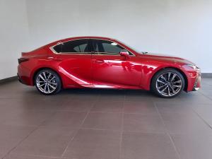 Lexus IS 300h F Sport - Image 8