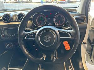 Suzuki Swift 1.2 GL manual - Image 12