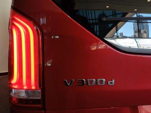 Mercedes-Benz V-Class V300d Exclusive - Image 18
