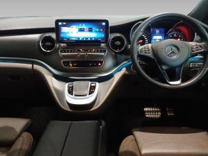 Mercedes-Benz V-Class V300d Exclusive - Image 9