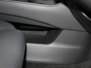 Nissan X-Trail 2.5 Acenta - Image 12