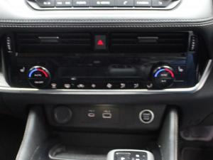 Nissan X-Trail 2.5 Acenta - Image 13