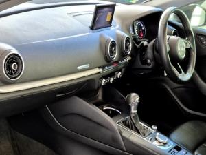 Audi A3 sedan 30TFSI - Image 9