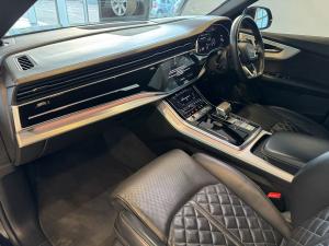 Audi Q8 45TDI quattro - Image 10