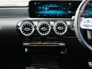Mercedes-Benz CLA CLA200 AMG Line - Image 9