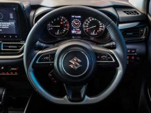 Suzuki Baleno 1.5 GLX auto - Image 8
