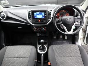 Toyota Vitz 1.0 XR manual - Image 8