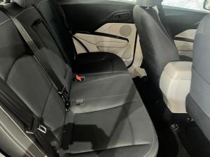 Mahindra XUV300 1.2T W6 - Image 8