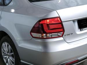 Volkswagen Polo sedan 1.4 Comfortline - Image 8
