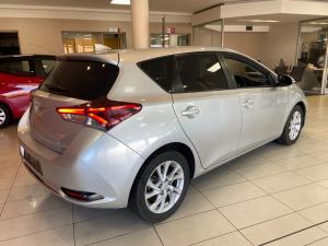 Toyota Auris 1.6 XS - Image 2