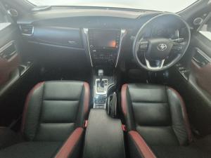 Toyota Fortuner 2.8GD-6 4x4 VX - Image 6