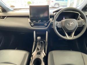 Toyota Corolla Cross 1.8 HEV XS - Image 10