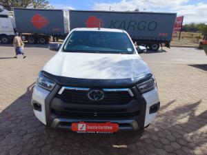 Toyota Hilux 2.8GD-6 Xtra cab 4x4 Legend manual - Image 7