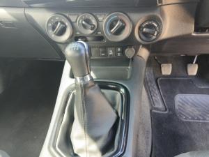 Toyota Hilux 2.8GD-6 Xtra cab 4x4 Legend manual - Image 19