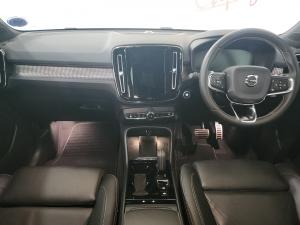 Volvo XC40 D4 AWD R-Design - Image 6