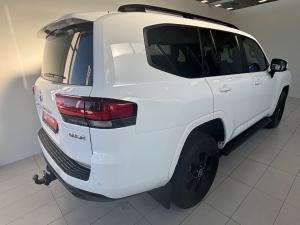 Toyota Land Cruiser 300 3.3D GX-R - Image 5