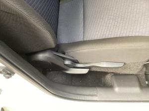 Toyota Starlet 1.4 XS auto - Image 19
