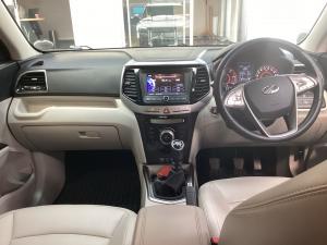 Mahindra XUV300 1.5TD W8 - Image 6