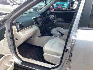 Mahindra XUV300 1.5TD W8 - Image 7