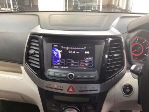 Mahindra XUV300 1.5TD W8 - Image 15