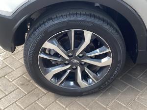Mahindra XUV300 1.5TD W8 - Image 23