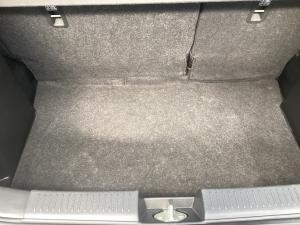 Suzuki Baleno 1.5 GL auto - Image 21