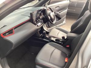 Toyota Corolla Cross 1.8 Hybrid GR-Sport - Image 7