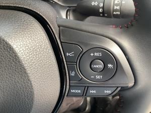 Toyota Corolla Cross 1.8 Hybrid GR-Sport - Image 10