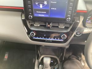 Toyota Corolla Cross 1.8 Hybrid GR-Sport - Image 16
