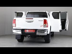 Toyota Hilux 2.4GD-6 Xtra cab Raider manual - Image 9