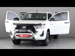 Toyota Hilux 2.4GD-6 Xtra cab Raider manual - Image 13