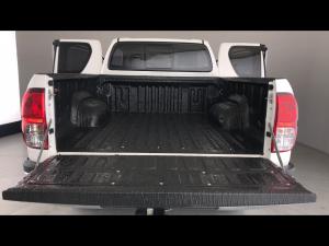 Toyota Hilux 2.4GD-6 Xtra cab Raider manual - Image 18