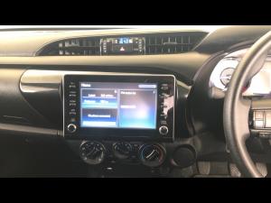 Toyota Hilux 2.4GD-6 Xtra cab Raider manual - Image 24