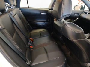 Toyota Corolla Cross 1.8 Hybrid XS - Image 11